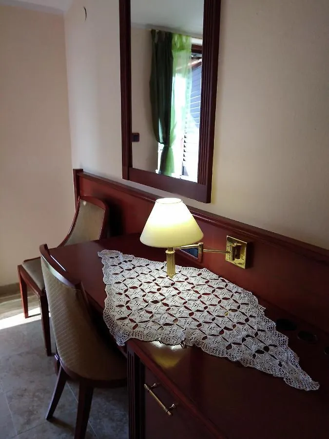 Luna Tsuki Five Hotel Rovinj Guest house