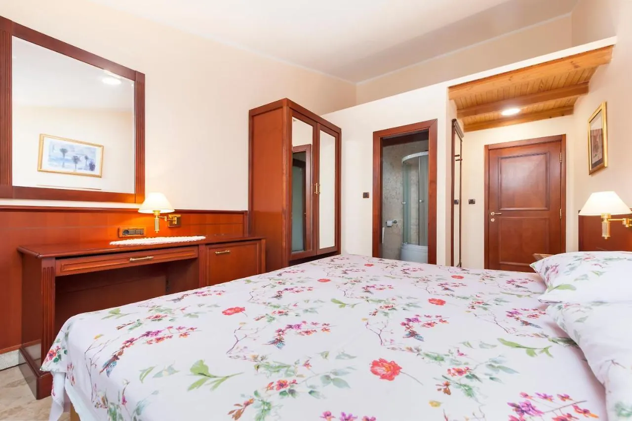 Luna Tsuki Five Hotel Rovinj Croatia